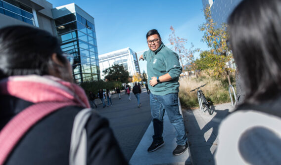 A student giving a campus tour on UBC's Okanagan campus