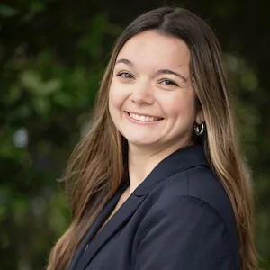 Emma M-R. headshot